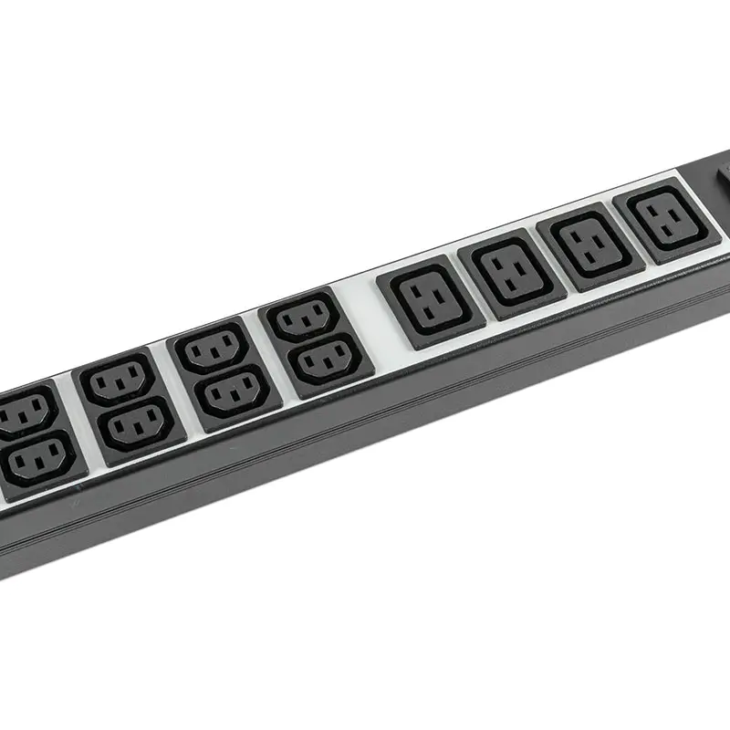 PDU gắn tủ rack dạng đứng có công tắc, SPD và bộ ngắt mạch, 28 ổ cắm C13 C19